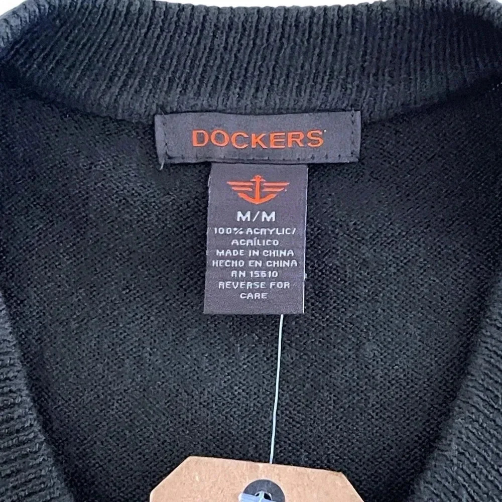 NWT Dockers Men's Medium Sweater Vest Dark Green Ribbed Shoulders Easy Care - Picture 4 of 10